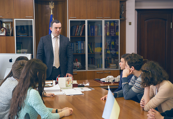 Школярі знайомляться з роботою суду 11 IMG 2972 1