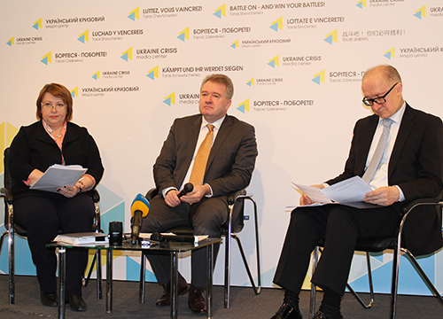 ВККСУ, ВРЮ та РСУ намагаються відновити довіру громадян до судової влади України 2 IMG 9707