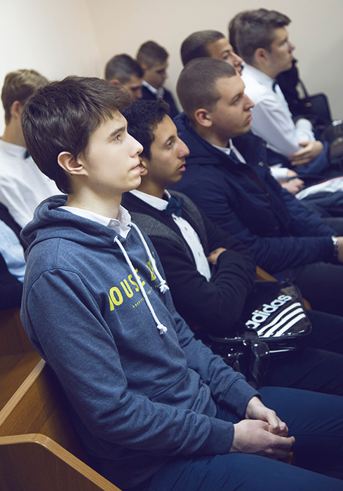 Гімназисти відвідали суд 3 IMG 5548