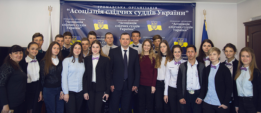 Гімназисти відвідали суд 10 IMG 5651