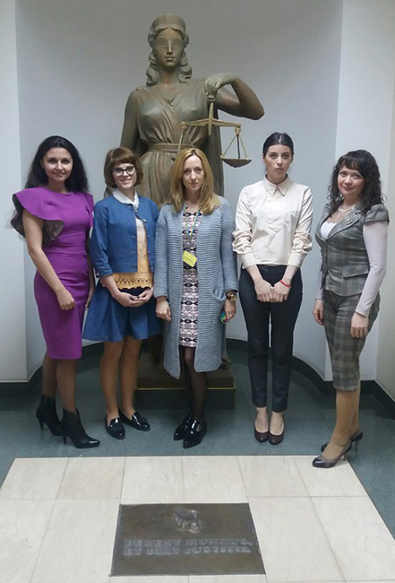 Прес-служба Вищого господарського суду України ділиться досвідом 2 tCcB5tvv4kM