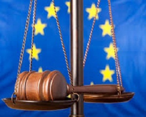 Відсутність заявника та його захисника під час розгяду апеляції порушує принцип рівності сторін, - ЄСПЛ 1 khfvd