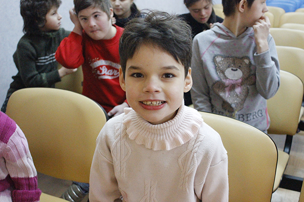 Судді привітали вихованців дитячого будинку-інтернату для дітей-інвалідів з новорічними святами 16 6666