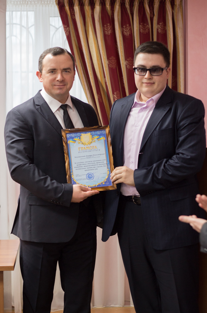 З нагоди Дня працівників суду співробітники Київського районного суду м. Одеси отримали відзнаки 17 IMG 1649