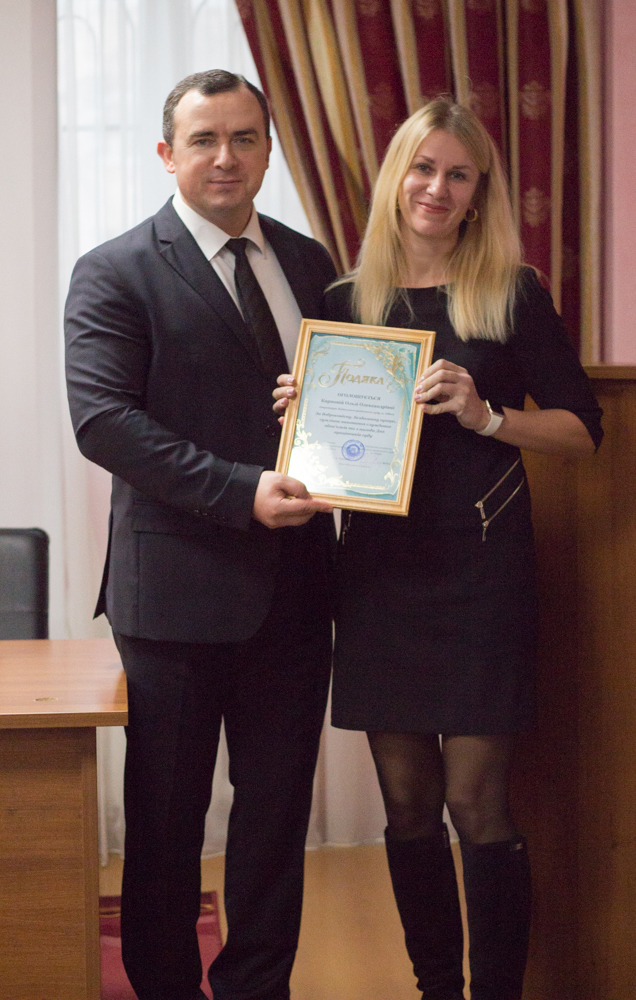 З нагоди Дня працівників суду співробітники Київського районного суду м. Одеси отримали відзнаки 11 IMG 1699