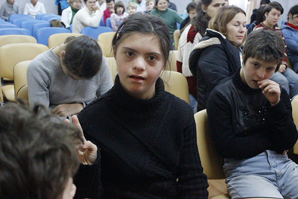 Судді привітали вихованців дитячого будинку-інтернату для дітей-інвалідів з новорічними святами 6 MG 8380