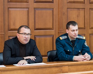 Присутність судового розпорядника дисциплінує учасників судового засідання, - суддя Геннадій Войтов 1 IMG 5055