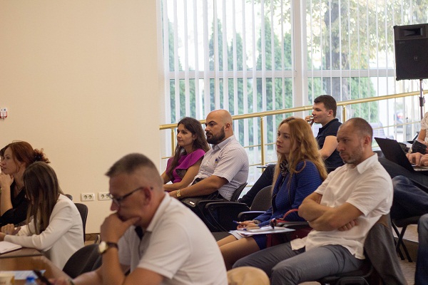 Судді взяли участь у круглому столі «Верховний Суд:підсумки першого конкурсу» 11 IMG_9872.jpg