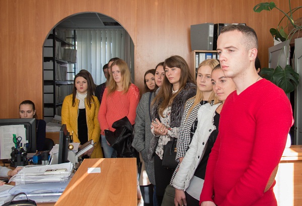 До суду завітали члени правового гуртка «Forum» 9 IMG_1823.jpg