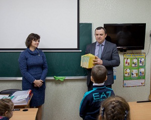 Судді подарували підручники вихованцям школи-інтернату №87 1 IMG 3186 1