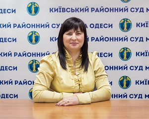 Надійний керівник апарату – запорука злагодженої роботи колективу: вітаємо Світлану Федак з ювілеєм! 1 IMG 3296 1