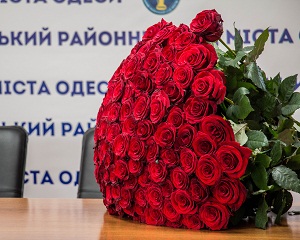 Колектив суду привітав ювілярів зі святом! 1 IMG 3304 2