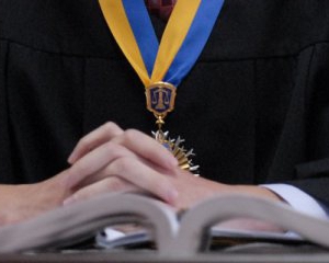 4bd373721ad75c811192608b04c0e3d3