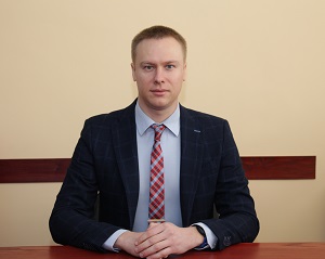 Новини 8 Вітаємо з Днем народження заступника керівника апарату суду Костянтина Крамаренка!