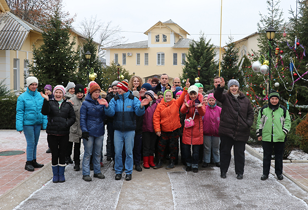 Судді привітали зі святами вихованців будинку-інтернату 3 IMG 2959
