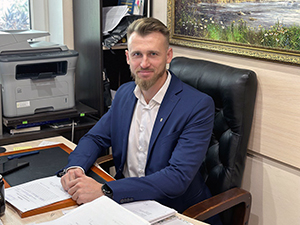 Новини 1 Вітаємо з Днем народження Дениса Буніна!
